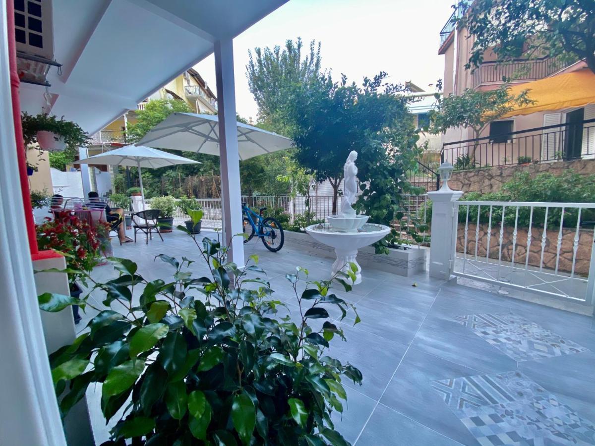 Apartments Villa Apostolis ปาร์กา ภายนอก รูปภาพ