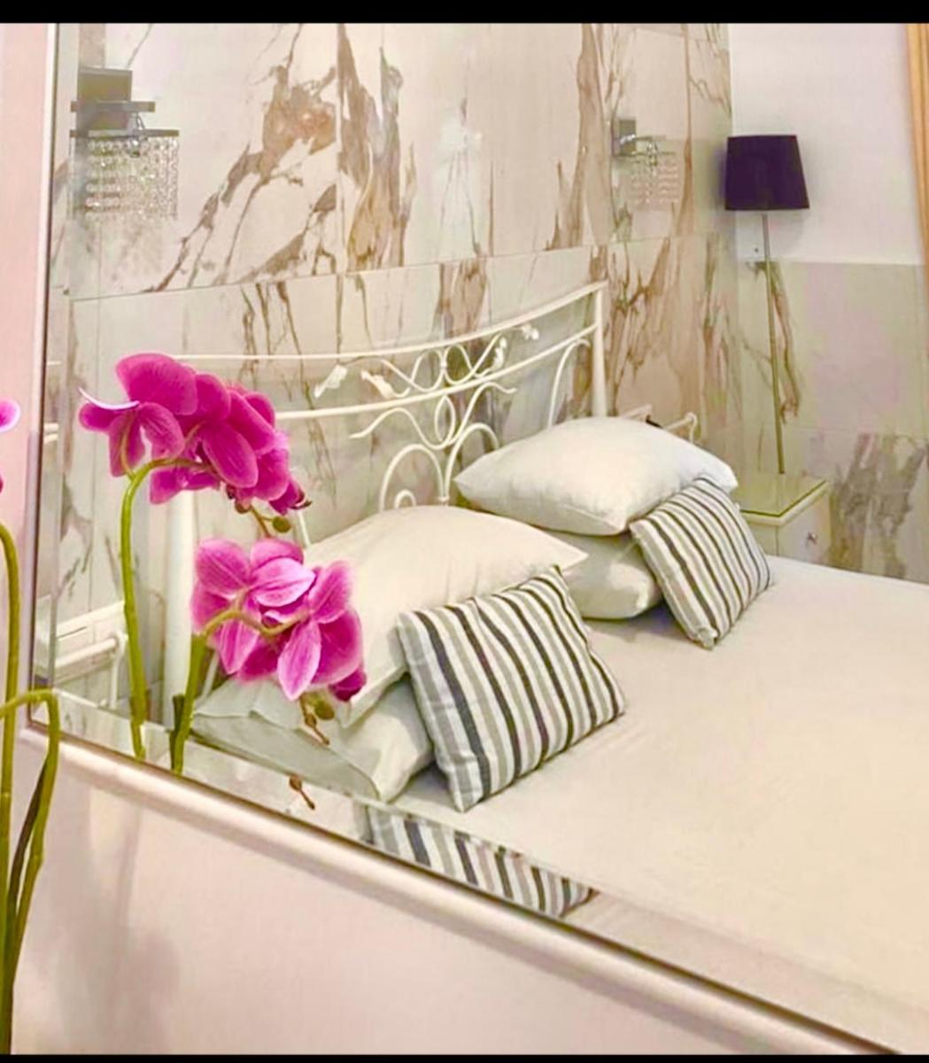 Apartments Villa Apostolis ปาร์กา ภายนอก รูปภาพ